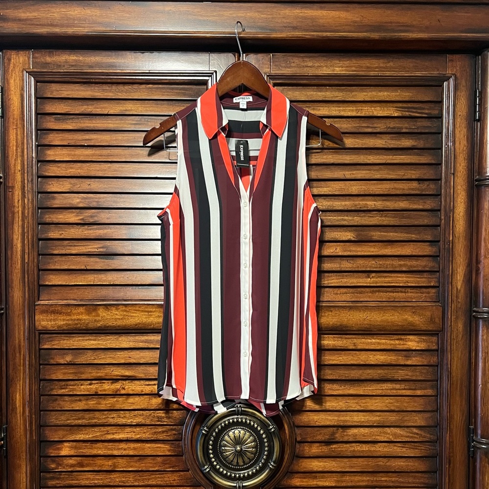 NWT Express Multicolor Striped Sleeveless Blouse‎ Size Petite Small